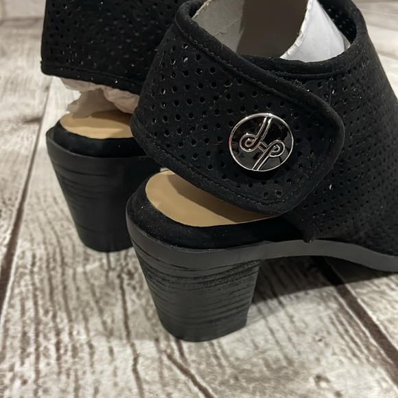 Lindsay Phillips Ansley Bootie Size 6 - Picture 3 of 7